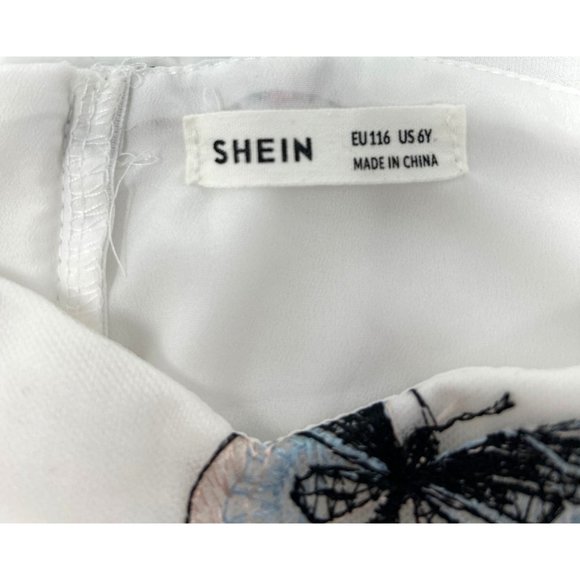 White Dress with Sweatheart Neckline & Butterflies & Flowers - US Size 6 - Picture 9 of 9